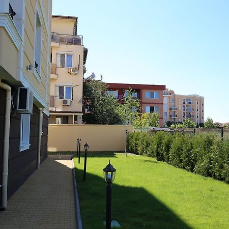 Apartments In Rif 3 Ravda Exterior photo