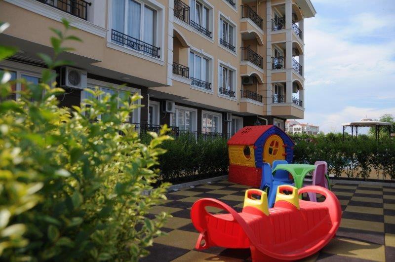Apartments In Rif 3 Ravda Exterior photo