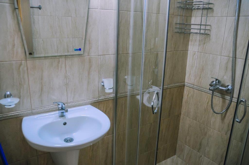 Apartments In Rif 3 Ravda Exterior photo