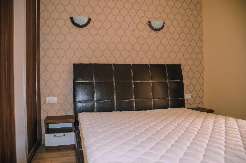 Apartments In Rif 3 Ravda Exterior photo